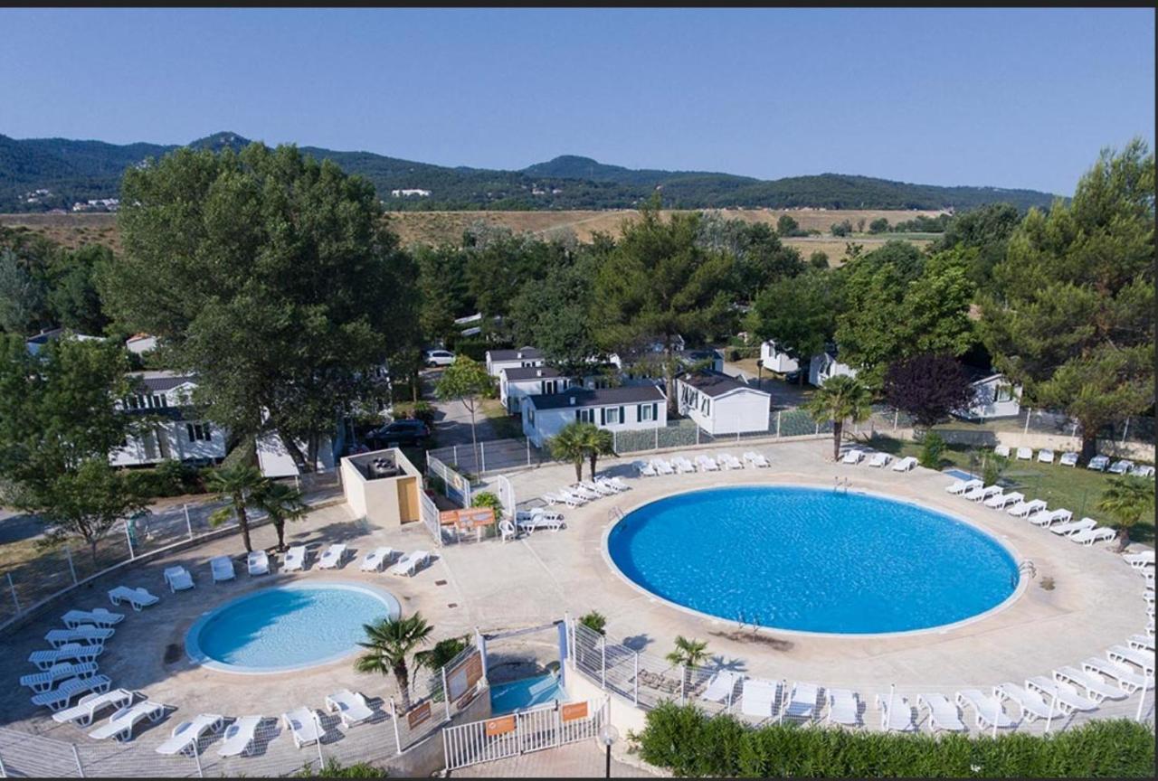 Camping Domaine Des Iscles La Roque-d'Antheron Luaran gambar